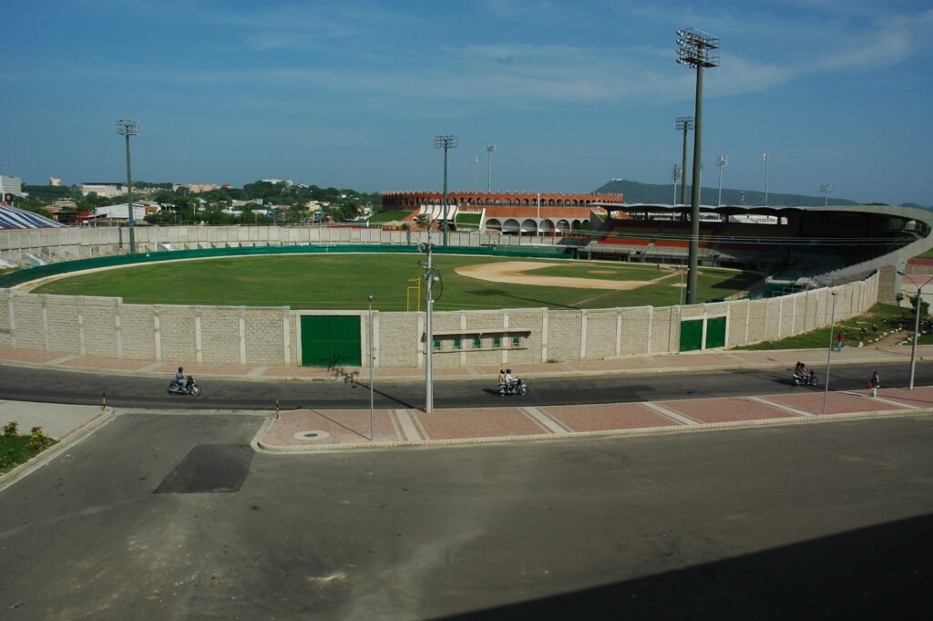Vista del estadio de béisbol Once de Noviembre en Cartagena, fotografía de archivo de 2009