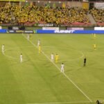 Atlético Bucaramanga juega en el estadio Américo Montanini de Bucaramanga en septiembre de 2025