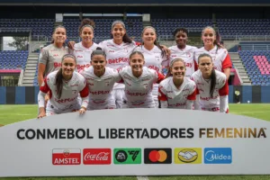 Jugadoras de Independiente Santa Fe celebran durante la Libertadores Femenina 2026, en la fotografía del club difundida por Infobae.