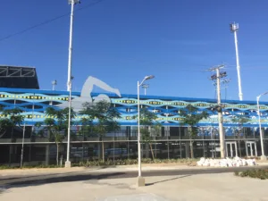 Piscina olímpica del Complejo Acuático Eduardo Movilla de Barranquilla en noviembre de 2018. Foto de archivo: Jdvillalobos, Wikimedia Commons, CC BY-SA 4.0.