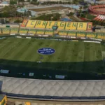 Vista del estadio Jaime Morón León de Cartagena. Foto de Real Cartagena difundida por Caracol Radio; imagen de archivo.