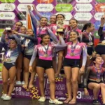 Equipo de Gymnastics Gold Barranquilla con trofeo y medallas en Valledupar. Foto: cortesía Eduardo Cepeda.