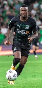 Jhon Córdoba con Krasnodar ante Orenburg en agosto de 2022. Archivo: Dmitry Pukalik / soccer.ru, CC BY-SA 3.0.