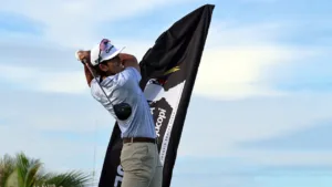 Juan Camilo Vesga en la fotografía publicada por PGA Colombia sobre la jornada inicial del Abierto de Colombia 2026 en Barranquilla.